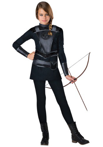 Tween Warrior Huntress Costume By: In Character for the 2022 Costume season.