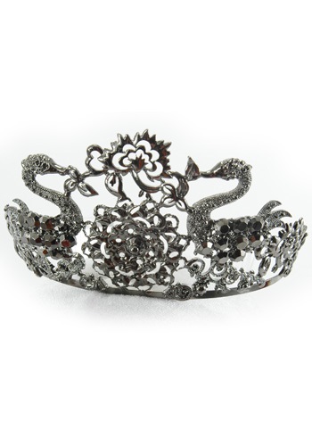 Silver Opera Tiara By: Elope for the 2022 Costume season.