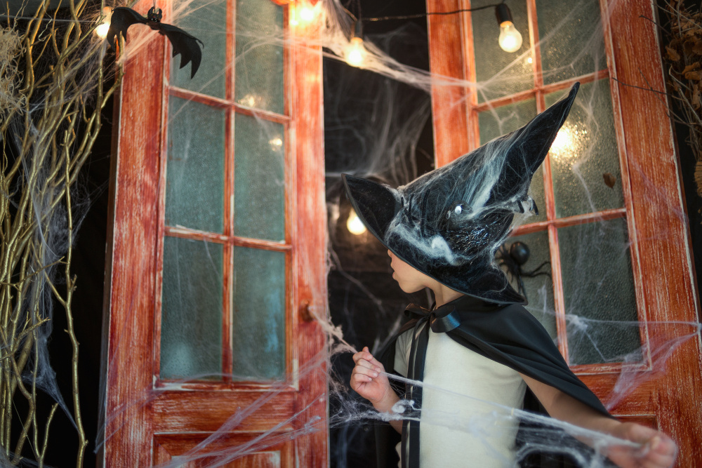 DIY Halloween Decorations for Creating a Spooky Spectacle [Décor ...