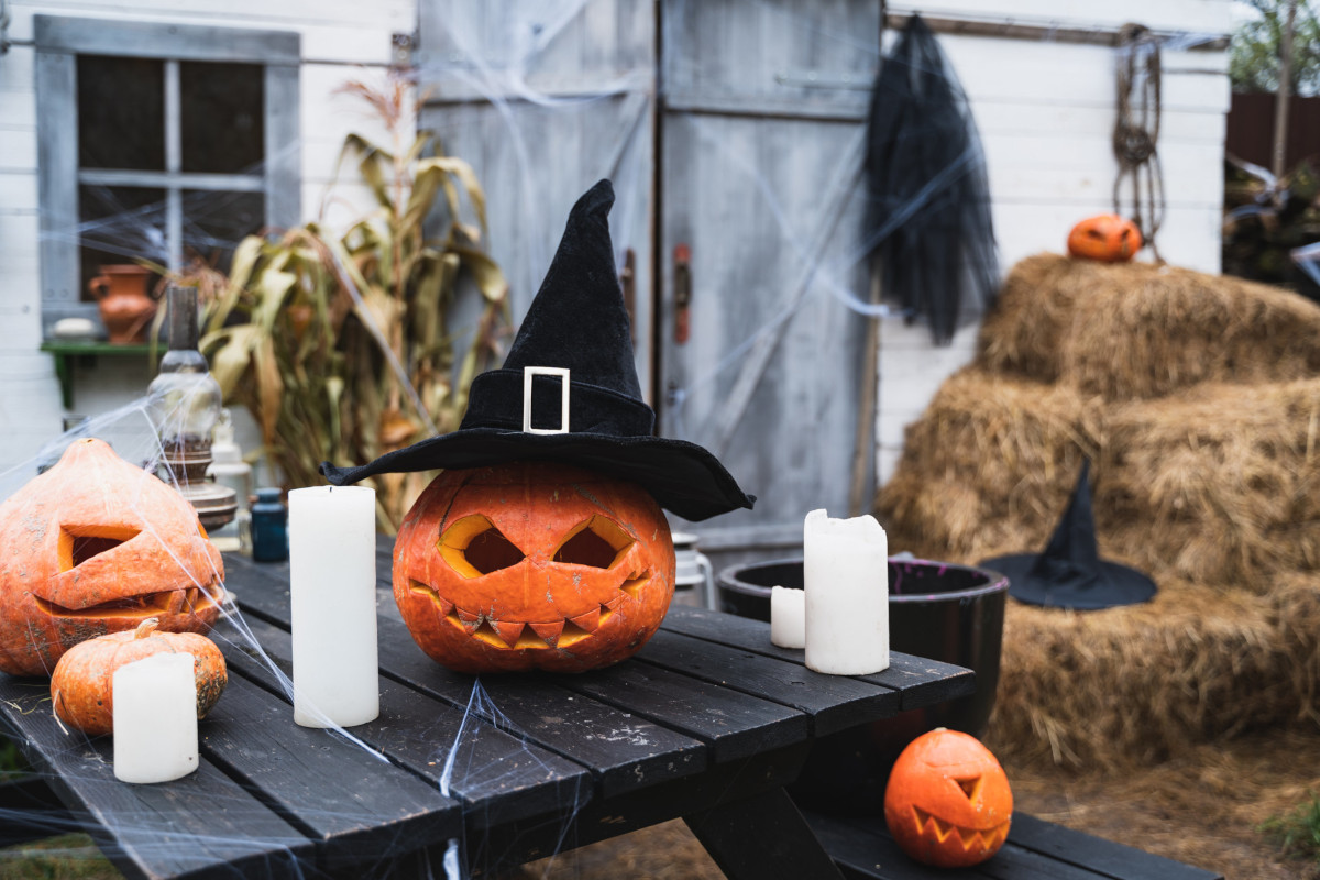 Witch Hat Decoration