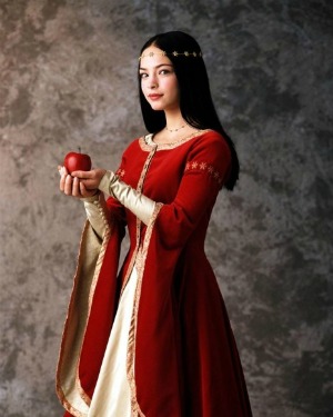 Snow White: The Fairest of Them All