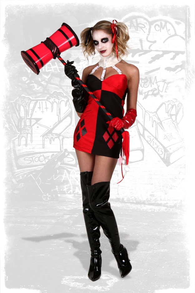 10 DIY Harley Quinn Costume For Girls - DIYnCrafty