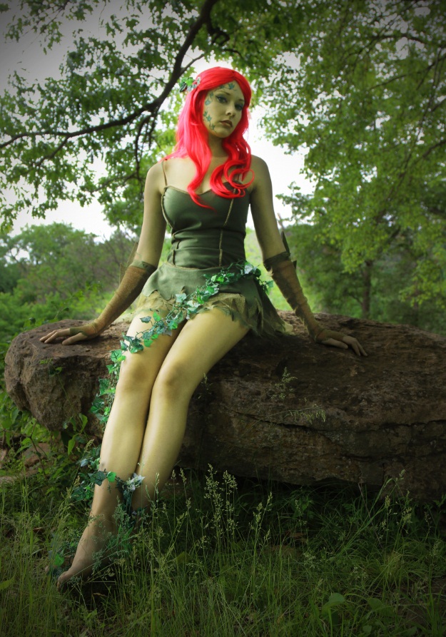 batman the animated series poison ivy cosplay