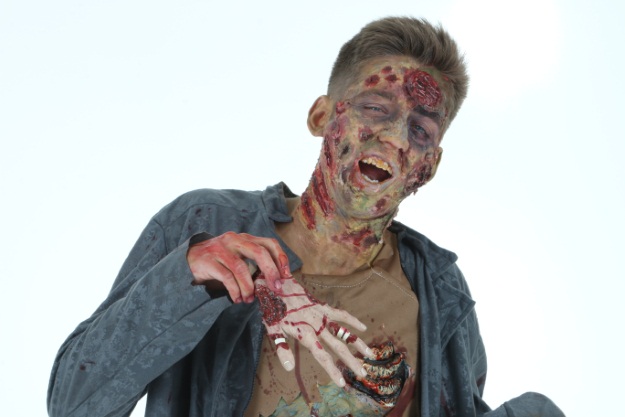 Zombie Makeup DIY