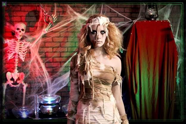Sexy Scary Mummy Halloween Costume