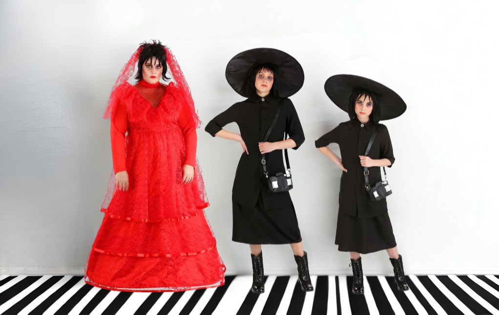 Lydia Deetz Costumes