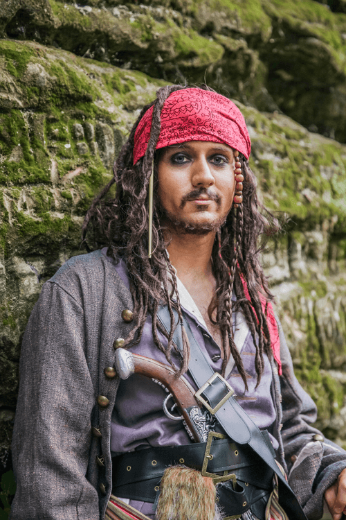 Pirate Costumes - HalloweenCostumes.com