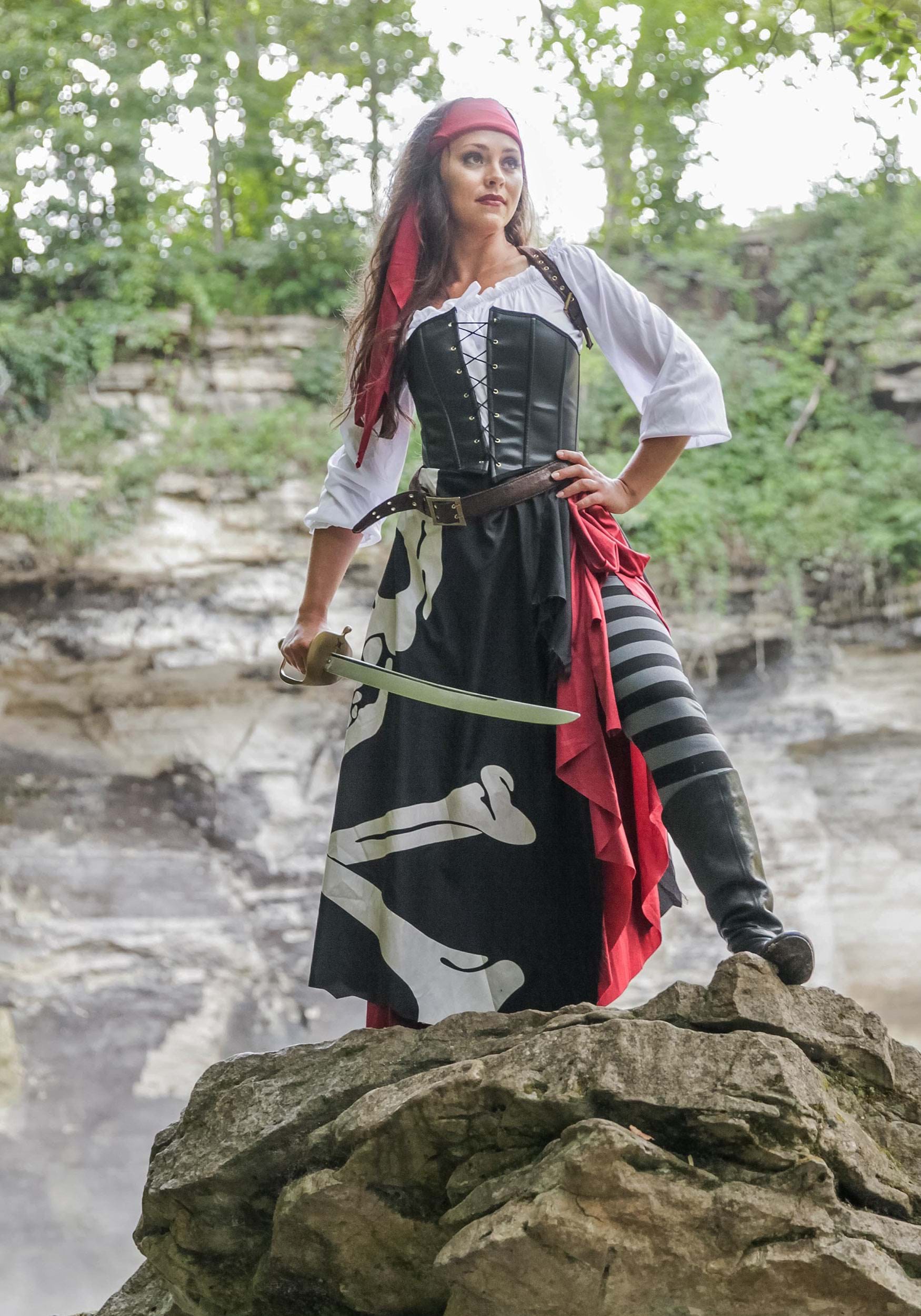 Plus Size Female Pirate Costumes Uk 2906