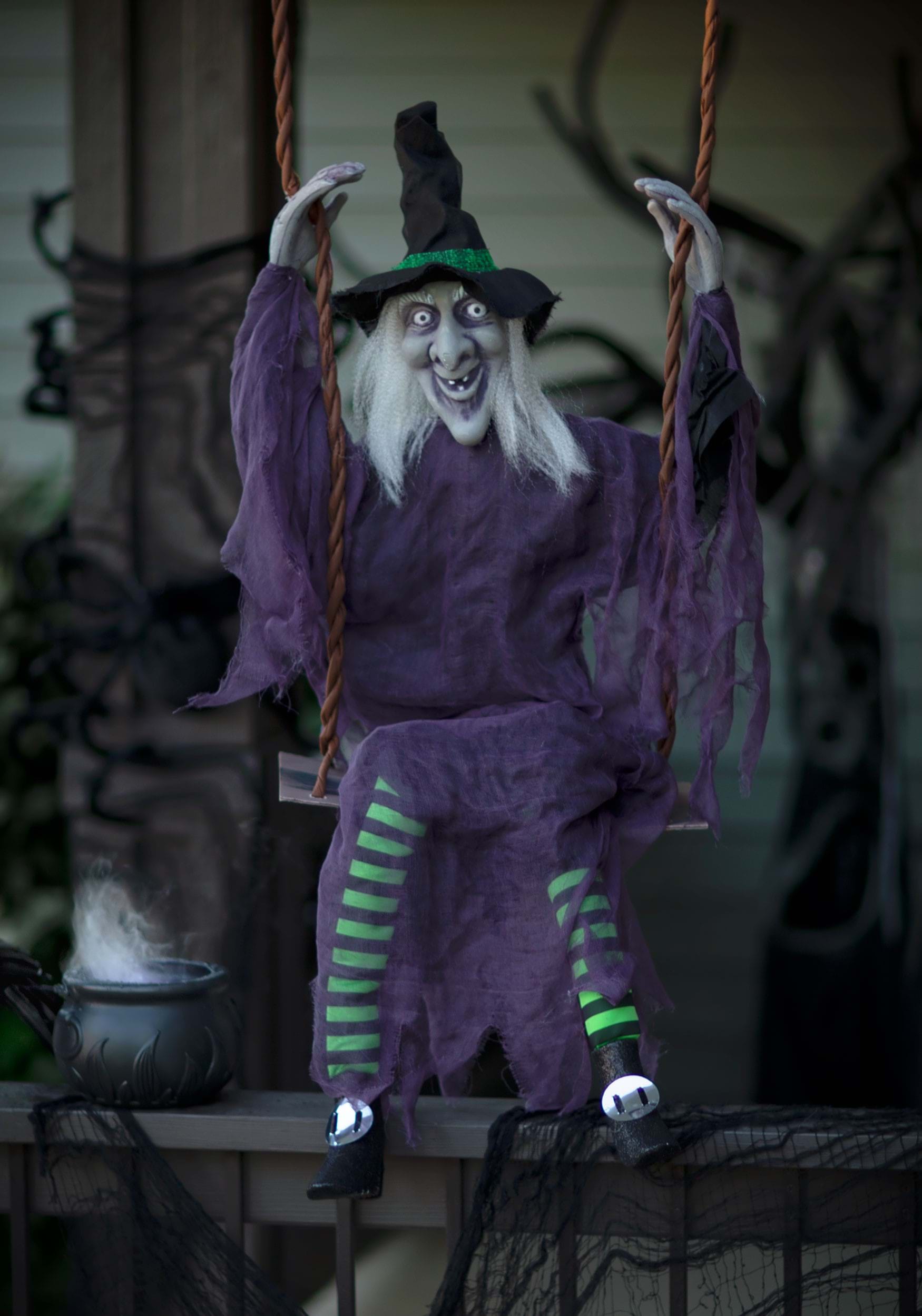 Decoration Swinging Witch