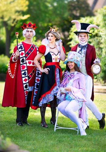 Women's Flirty Queen of Hearts Costume | Alice in Wonderland Costumes
