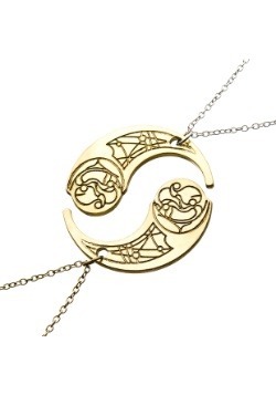 Crescent Haysian Smelt Necklace From Star Wars Episode 8