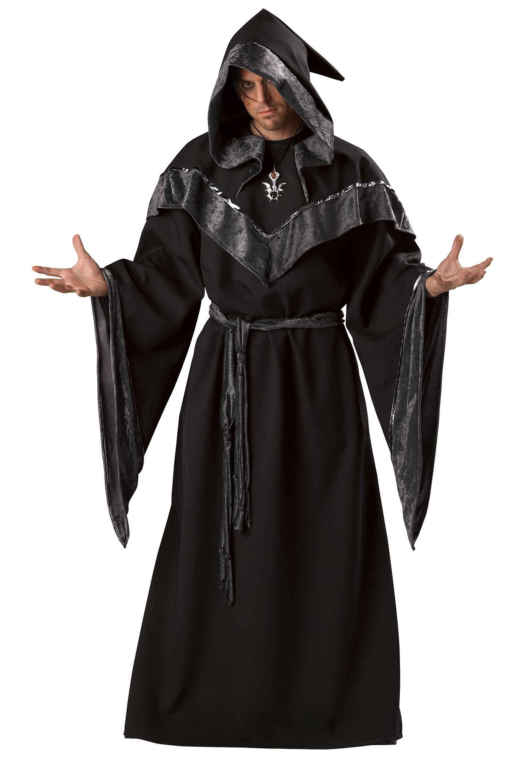 Guy In Dark Sorcerer Costume 8139