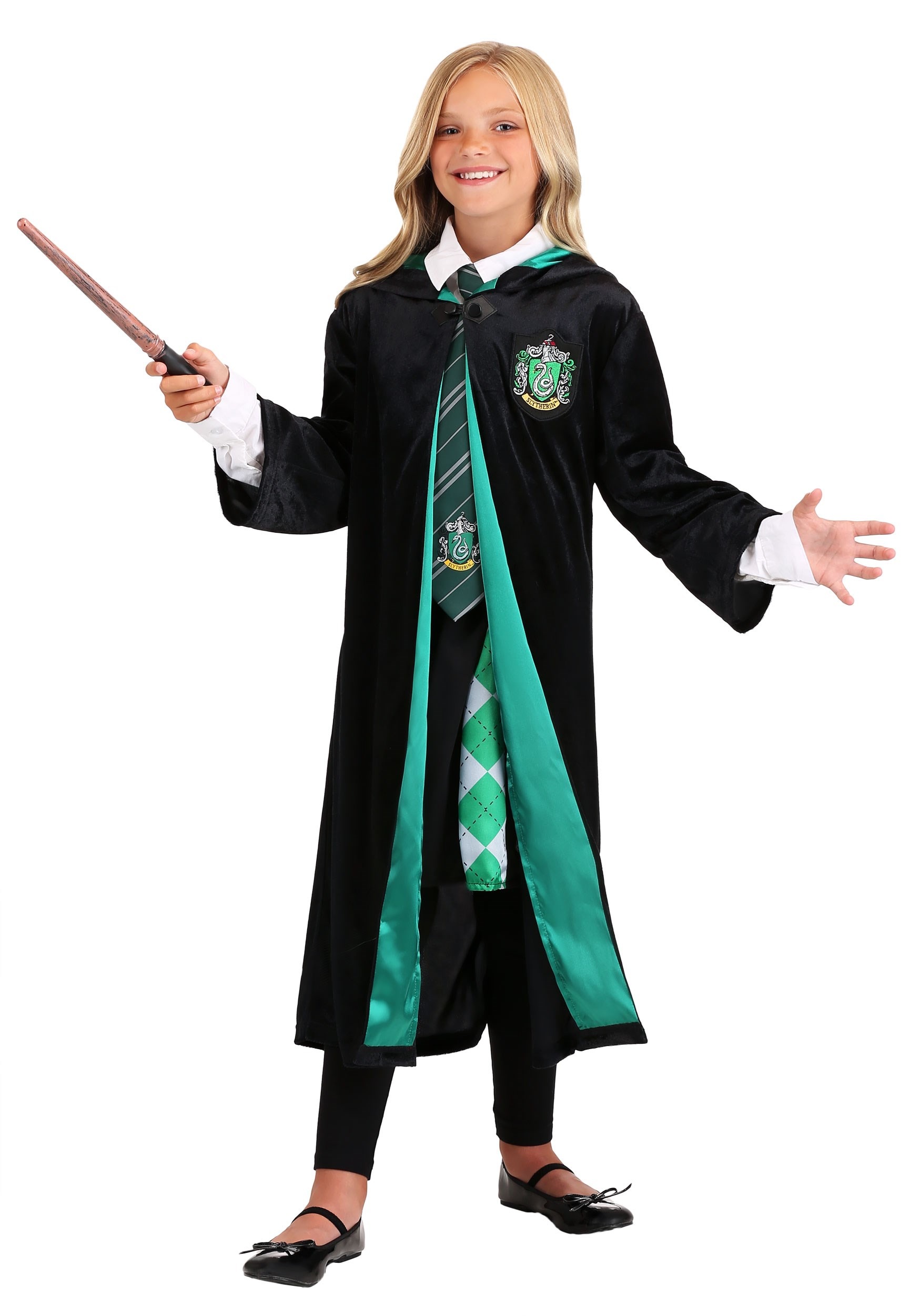  SUIT YOURSELF Slytherin Robe Halloween Costume Accessory for  Kids, Harry Potter, Large/Extra Large, Includes Crest, Hood : Clothing,  Shoes & Jewelry