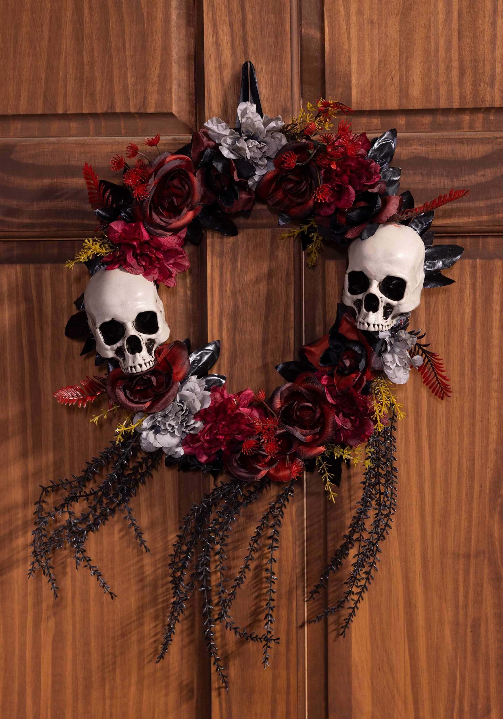 Skull & Roses Wreath Halloween Decoration | Halloween Wreath