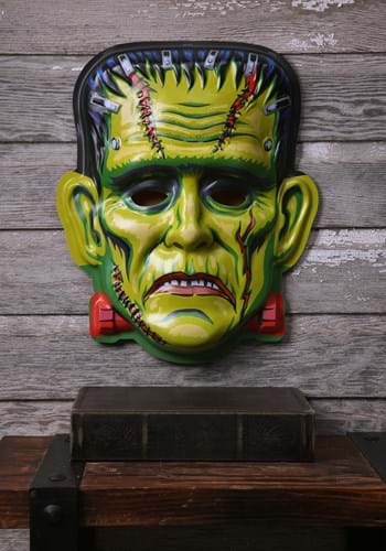 Cranky Frankie Ghoulsville Classics Wall Décor Main UPD