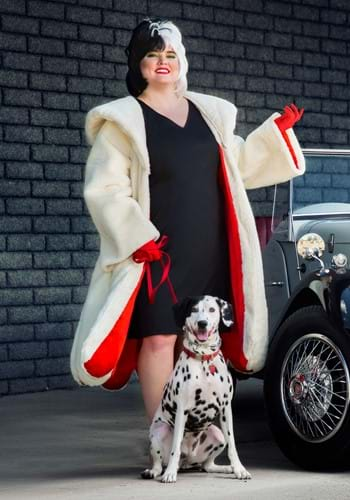 Plus Size Deluxe Cruella De Vil Coat Costume for Women