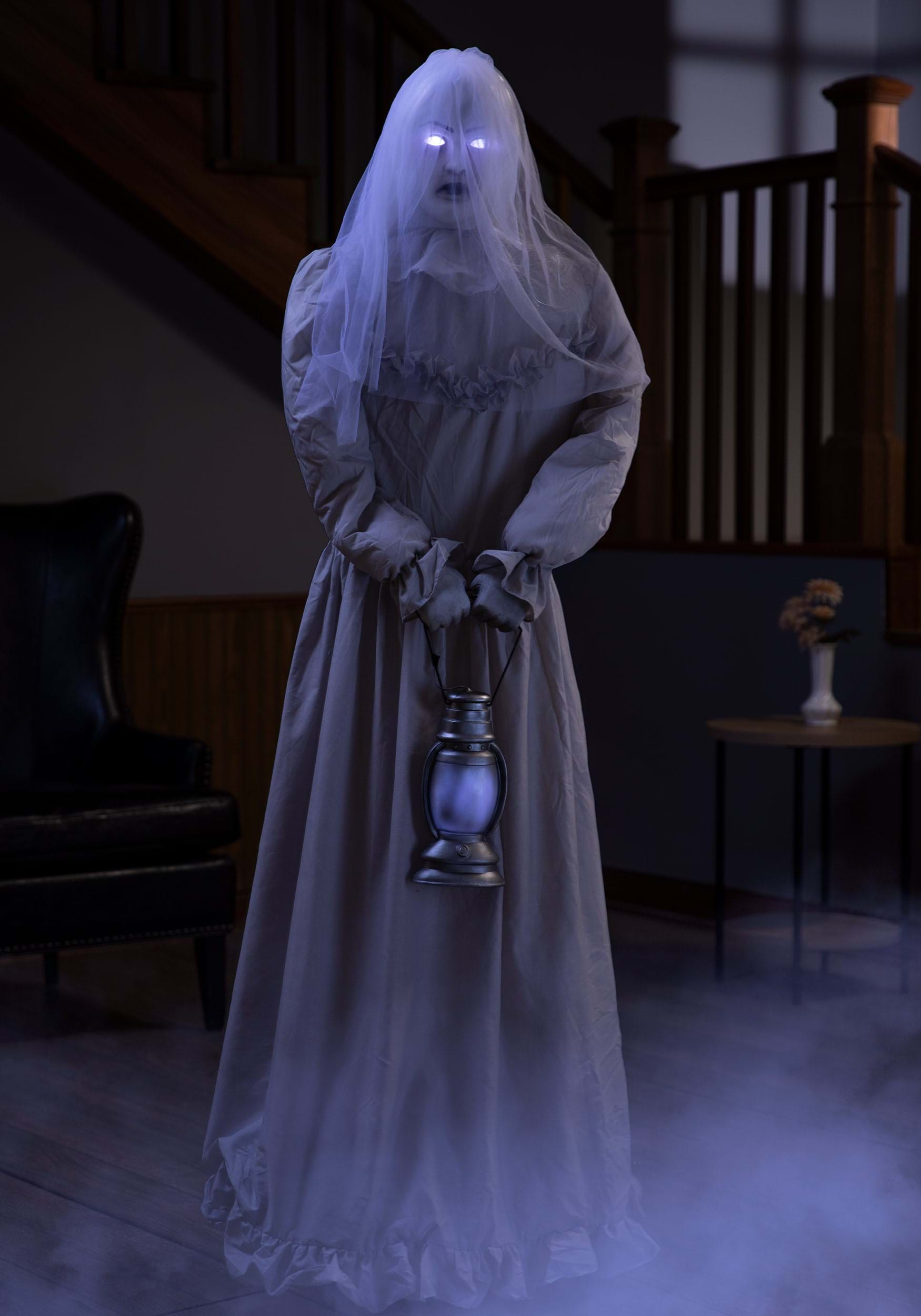 Floating Ghost Lady Animatronic