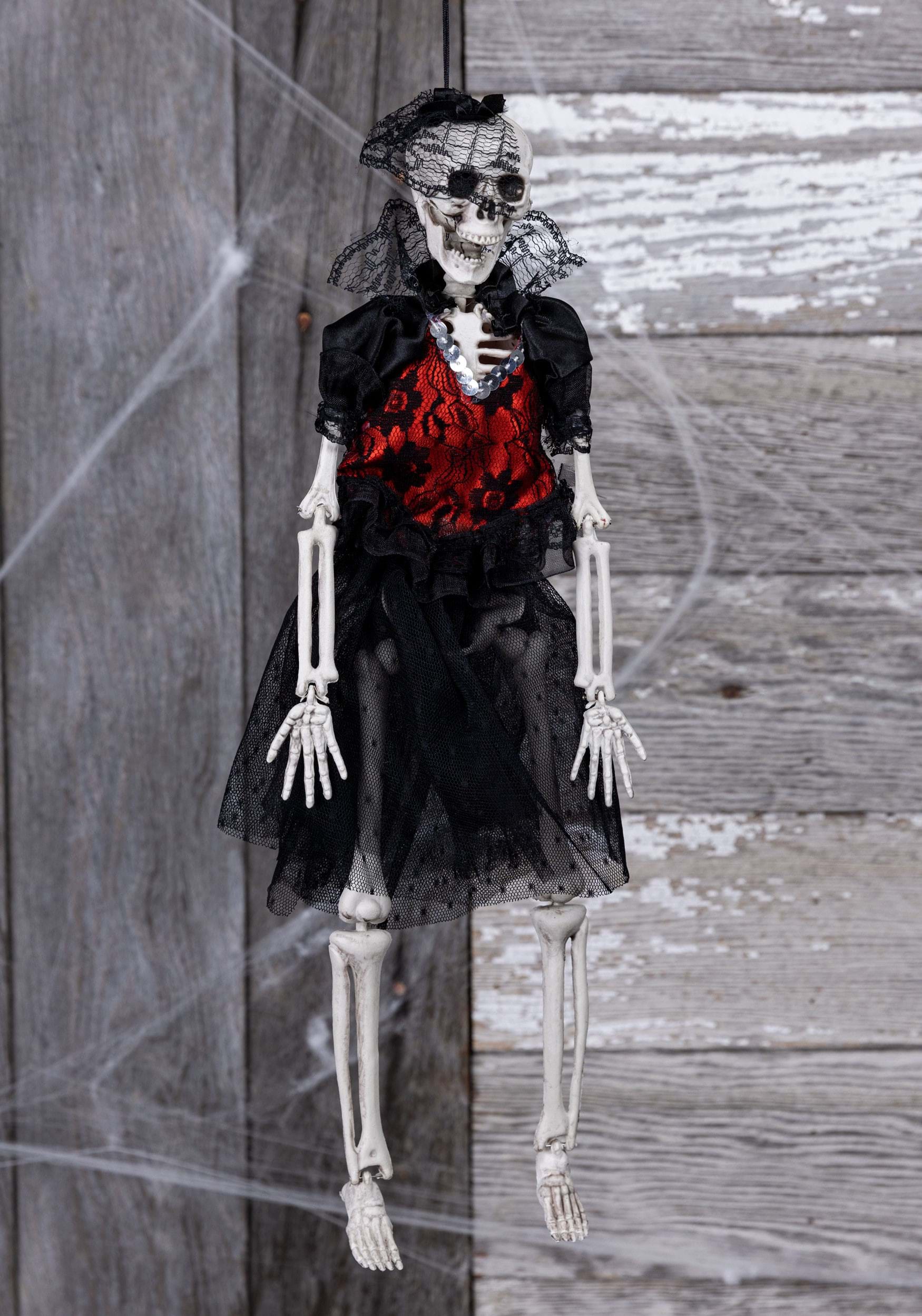 Hanging 16 Gothic Dress Skeleton Lady Decoration