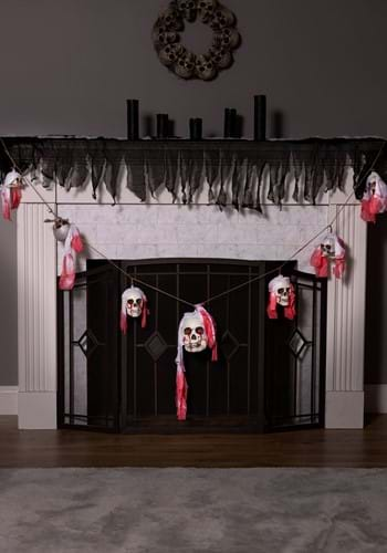 70" Bloody Skull Garland