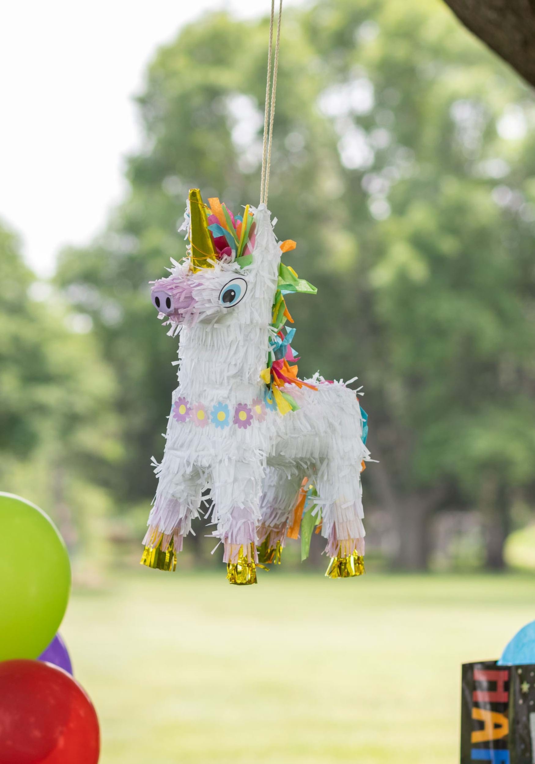 Unicorn Piñata Decoration