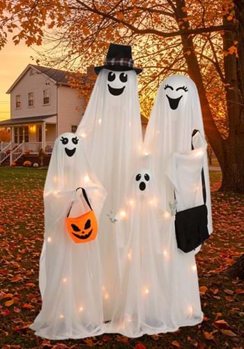 High Spirited Ghost Family Halloween Decoration