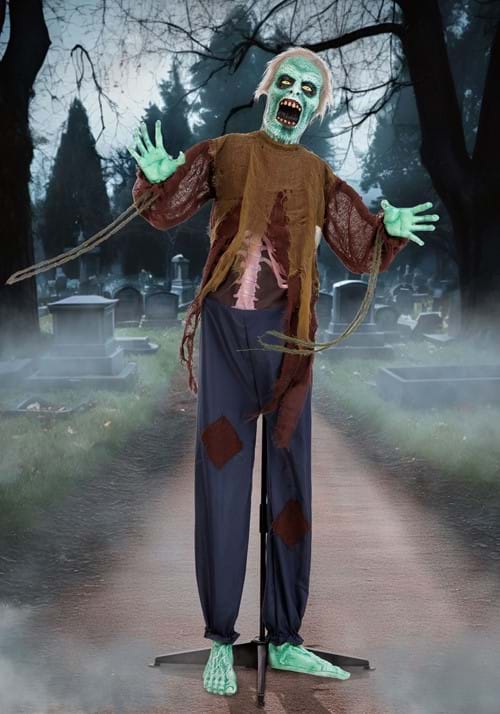 Spineless Stanley Animatronic Zombie Decoration