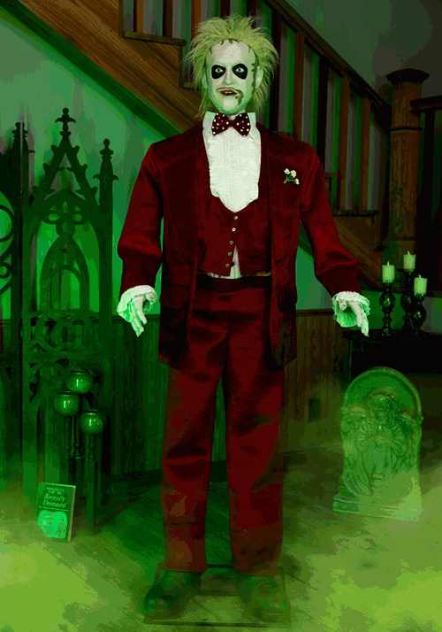 6FT Life Size Animated Beetlejuice with 2 Outfits Decoration