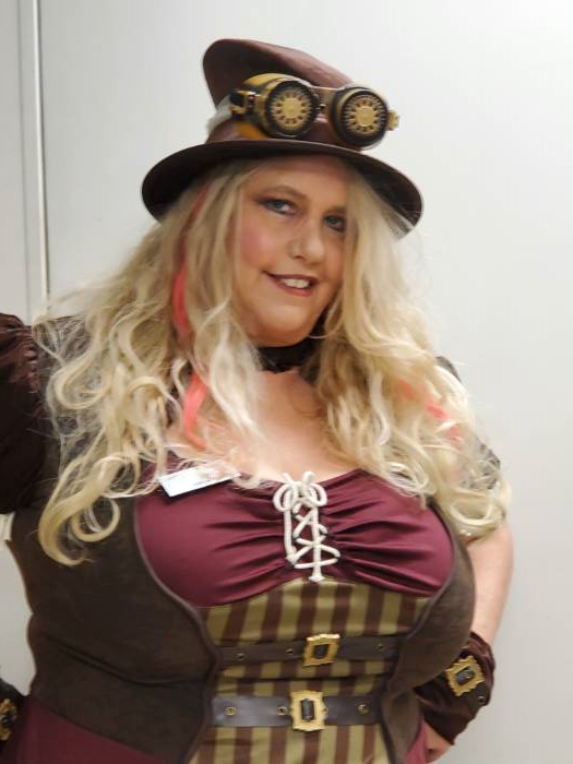 Fun Costumes Plus Size Steampunk Lady Costume 1X Red 