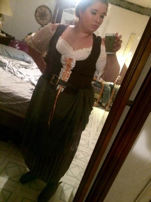 Women's Plus Size Tavern Maiden Costume | Plus Size Renaissance Dress