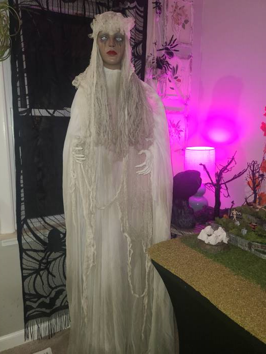 5.5FT Life-Size Venetian Victoria Standing Ghost Girl Decoration
